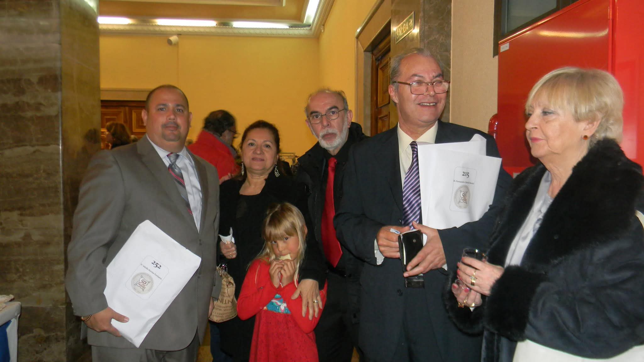 2013. Entrega de las medallas del 50 aniversario de la FESOFI. Adolfo Sarrias, Susana Garay, Claudia Sarrias, Carlos Echenagusia, Fernando Cabello y Joana Meca.